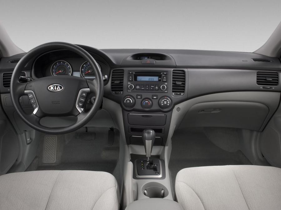  Kia Optima 2005 года  (фото 4 из 17)
